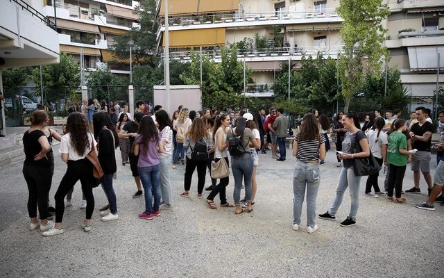 Τα ΕΠΑΛ δημιουργούν και πάνε μετρό Σύνταγμα