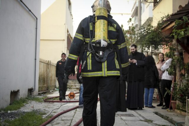 Υπό έλεγχο η φωτιά στο Πνευματικό Κέντρο της Ιεράς Μητρόπολης Νίκαιας