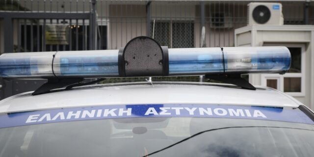 Πατήσια: Προσποιήθηκαν τους υπαλλήλους μεταφορικής και λήστεψαν ηλικιωμένο