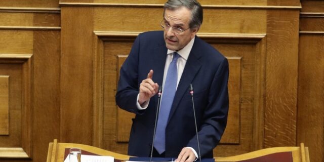 Σαμαράς: Ο Παυλόπουλος δεν έπρεπε να συγκατανεύσει σε μια “συμφωνία-έκτρωμα”