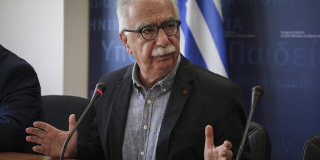 Γαβρόγλου: Στη δημοσιότητα το επόμενο δεκαπενθήμερο το νέο σύστημα εισαγωγής στα ΑΕΙ