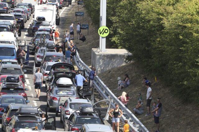 Ανελέητο μποτιλιάρισμα με 39 βαθμούς Κελσίου στο Eurotunnel