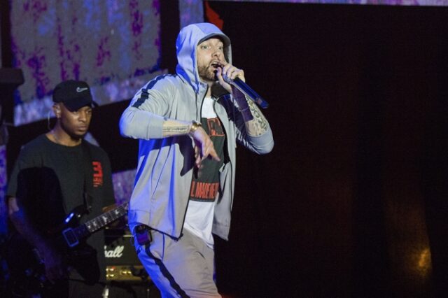 O Eminem, το νέο άλμπουμ έκπληξη και η “επίσκεψη” των πρακτόρων των ΗΠΑ