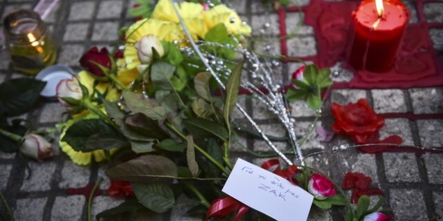 Δολοφονία Ζακ Κωστόπουλου: Βρέθηκε και κατέθεσε ο άνθρωπος με την κίτρινη μπλούζα