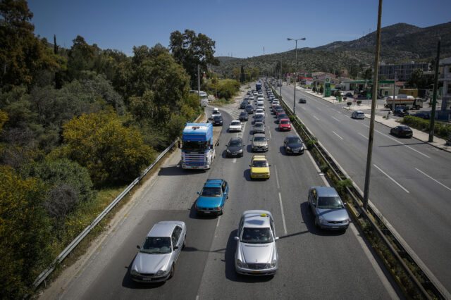 Κίνηση στους δρόμους: Χωρίς ιδιαίτερα προβλήματα η κυκλοφορία