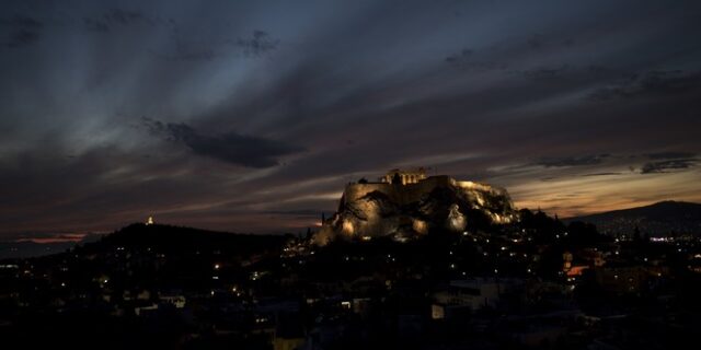 Το μπαλάκι στην Ελλάδα για τη Συμφωνία των Πρεσπών