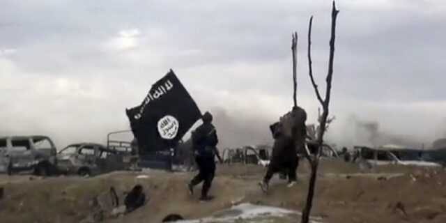 Επανεμφάνιση του ISIS: Υπόσχεται ένταση επιθέσεων εναντίον διεθνούς συνασπισμού και Κούρδων