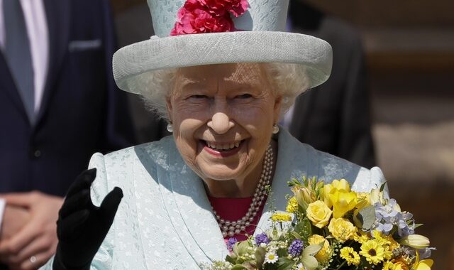 Η βασίλισσα Ελισάβετ έγινε 93 και το γιόρτασε οικογενειακά – Απούσα η Μέγκαν Μαρκλ