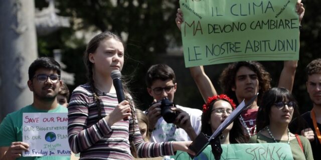 Βρετανία: 830 συλλήψεις διαδηλωτών για το κλίμα –  Η 16χρονη Γκρέτα Τούνμπεργκ καλεί σε νέες συγκεντρώσεις