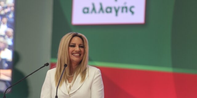 ΚΙΝΑΛ: Τα Σκόπια ακυρώνουν στην πράξη τη Συμφωνία των Πρεσπών και ο Τσίπρας “πέρα βρέχει”