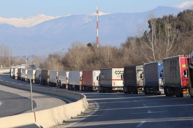 Υπουργείο Μεταφορών: Θεσμοθετούνται όροι λειτουργίας βαρέων οχημάτων