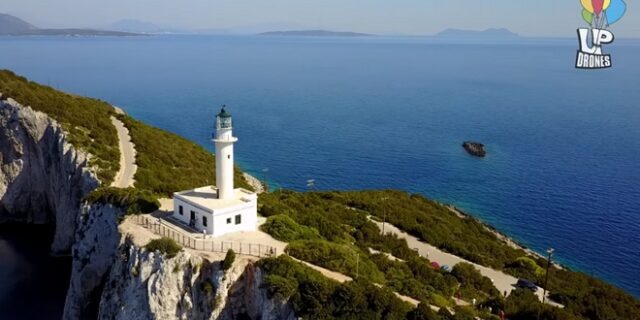 Λευκάδα: Φάρος Δουκάτο – Το ακρωτήρι όπου γίνονταν θυσία οι ερωτευμένοι