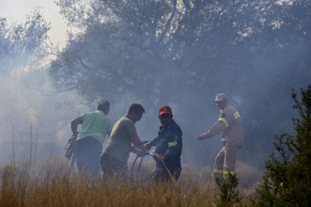 Υπό μερικό έλεγχο η φωτιά στο Κουτσοπόδι Αργολίδας