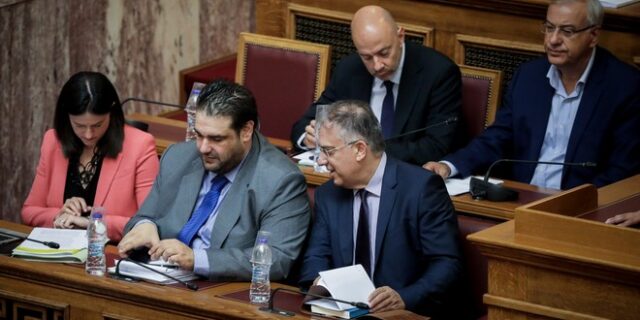 Βουλή: Υπερψηφίστηκε επί της αρχής μόνο από τη ΝΔ το διυπουργικό νομοσχέδιο