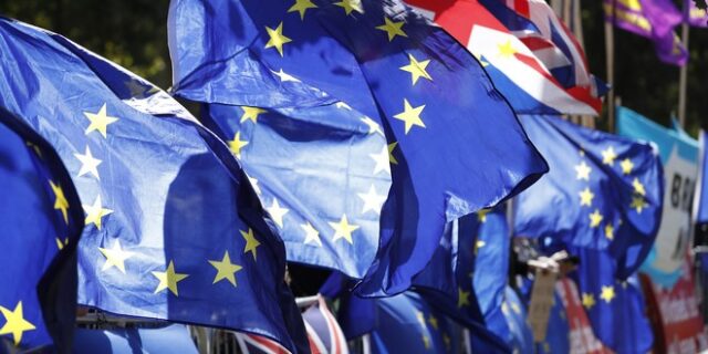 Brexit: Η απόφαση του δικαστηρίου δεν θα ανακοινωθεί το πρωί της Δευτέρας