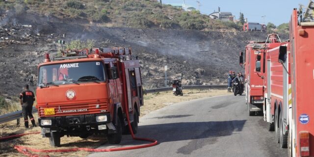 Σε ύφεση φωτιά που ξέσπασε τα ξημερώματα στη Νέα Μάκρη