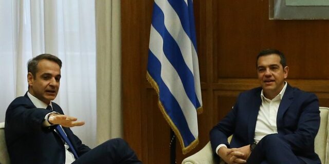 Τσίπρας: “Βλέπω έκανες μεταρρυθμίσεις” – Μητσοτάκης: “Μεταρρυθμίσεις επίπλων”