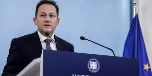 Πέτσας: Δε φιμώνουμε Πολάκη- Τζανακόπουλο, οι χαρακτηρισμοί περί Χούντας επιστρέφονται