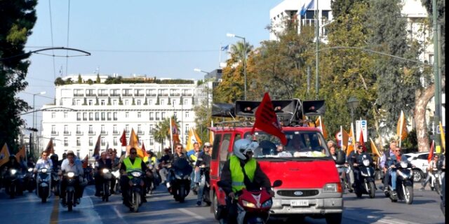 Με μοτοσυκλέτες στο κέντρο της Αθήνας η ΠΟΕ ΟΤΑ