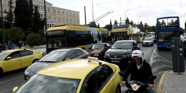 Ο Σι Τζινπίνγκ στο Μουσείο Ακρόπολης, οι οδηγοί εγκλωβισμένοι στο κέντρο της Αθήνας