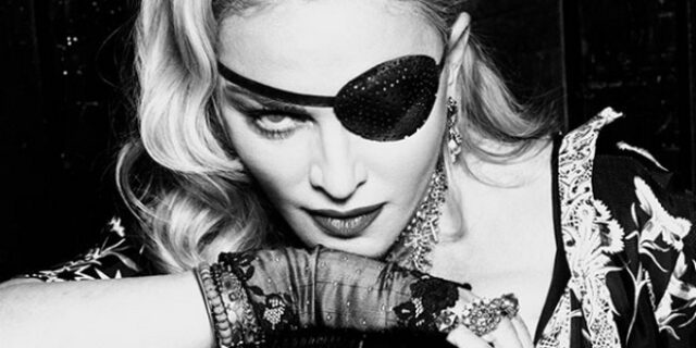 Madonna: Δέχτηκε μήνυση από θαυμαστή επειδή καθυστερεί στις συναυλίες της