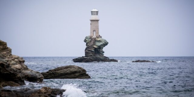 Κακοκαιρία “Ηφαιστίων”: Χωρίς ρεύμα Άνδρος και Τήνος