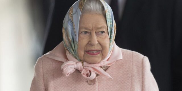 Χάρι – Μέγκαν: Η πρώτη δημόσια εμφάνιση της βασίλισσας Ελισάβετ μετά το “Megxit”