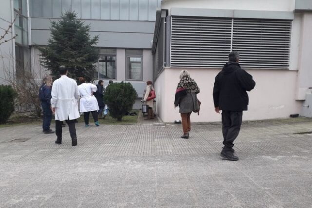 Νοσοκομείο Τρικάλων: Γυναίκα έπεσε από τον 3ο όροφο