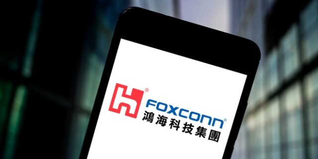 Κοροναϊός: Επανέναρξη παραγωγής για τη Foxconn μετά τους ελέγχους