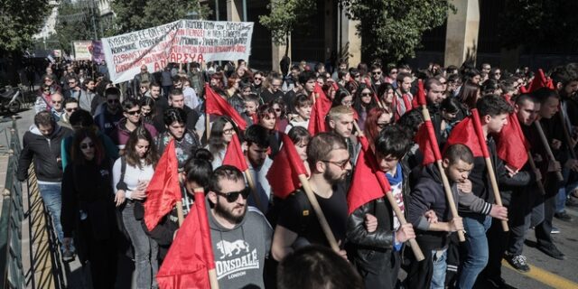 Μεγάλη συμμετοχή στις συγκεντρώσεις κατά του ασφαλιστικού