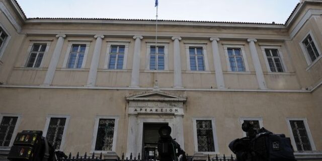 Βουλή: Ποιοι προκρίθηκαν για την προεδρία του ΣτΕ