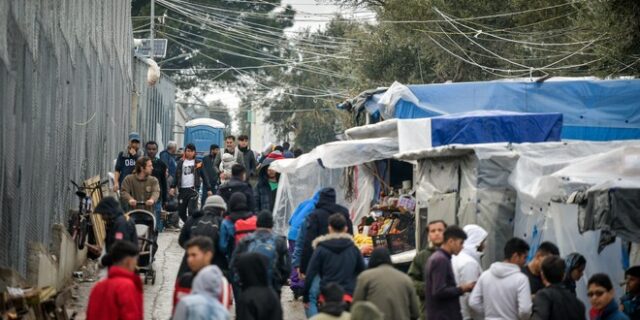 Μυτιλήνη: Η περιφέρεια επιχειρεί να αντιμετωπίσει τον κορονοϊό στα ΚΥΤ