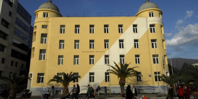 Πανεπιστήμιο Θεσσαλίας: Ερευνητές έφτιαξαν ασπίδες προσώπου για τα νοσοκομεία Βόλου και Λάρισας