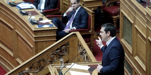 Επίκαιρη ερώτηση Τσίπρα σε Μητσοτάκη για τα προγράμματα κατάρτισης των επιστημόνων