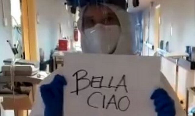 Γιατροί της Πάρμα είπαν το δικό τους “Bella Ciao” μέσα από το νοσοκομείο