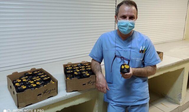 Δωρεά παγωτού από την ελληνική εταιρεία Kayak σε Νοσοκομεία της Αθήνας