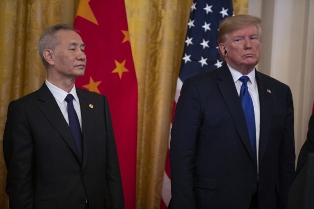 Στην αντεπίθεση η Κίνα για τα “ξεδιάντροπα ψεύδη” του Τραμπ