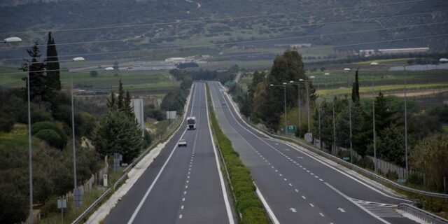 Άρση μέτρων: Τι αλλάζει από Δευτέρα στην καθημερινότητά μας