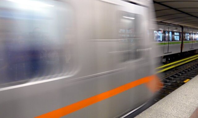 Μετρό: Άνδρας έπεσε στις γραμμές στον σταθμό του Συντάγματος