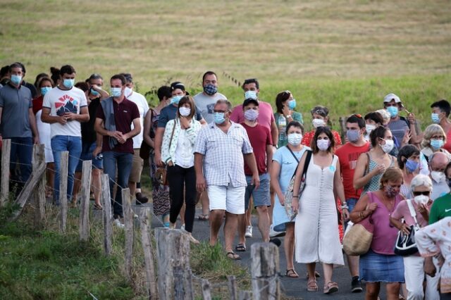 Γαλλία: Αρνητικό ρεκόρ μήνα – Σχεδόν 1.400 κρούσματα σε ένα 24ωρο