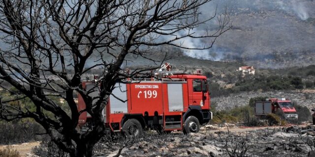 Κέρκυρα: Υπό έλεγχο τέθηκε η φωτιά στον ΧΥΤΑ Τεμπλονίου