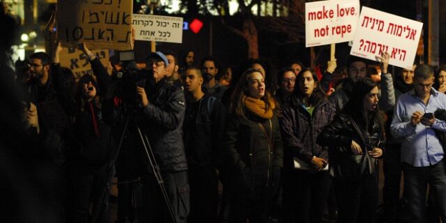 Σάλος στο Ισραήλ μετά τον βιασμό 16χρονης από 30 άνδρες