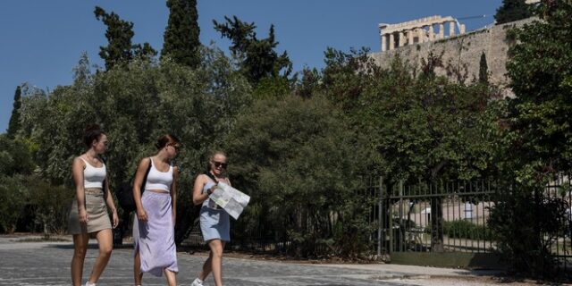 Κάτι πάει λάθος με τον ελληνικό τουρισμό, και δεν είναι αυτό που φαίνεται