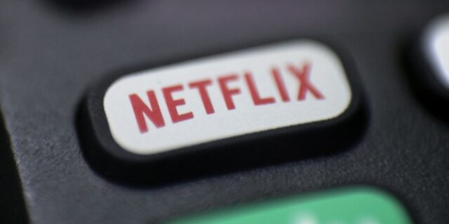 Το Netflix δοκιμάζει λειτουργία Shuffle Play για τους αναποφάσιστους