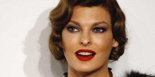 Linda Evangelista: Στο πλευρό των γυναικών που κατηγορούν τον πρώην άνδρα της για βιασμό