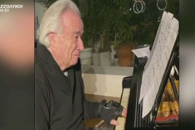 Πιανίστας ξαναέπαιξε πιάνο με τη βοήθεια βιονικών γαντιών