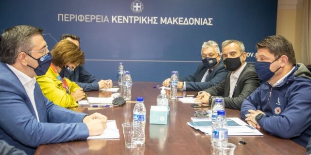 Σέρρες: Έκτακτη σύσκεψη Τζιτζικώστα – Χαρδαλιά λόγω έξαρσης του κορονοϊού