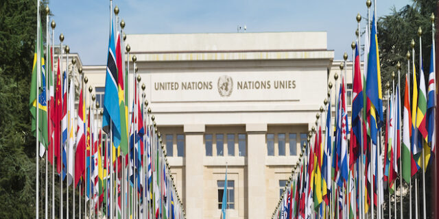 ΟΗΕ: Στα 75α γενέθλιά του απαγορεύει την ιδιοκτησία και χρήση πυρηνικών όπλων