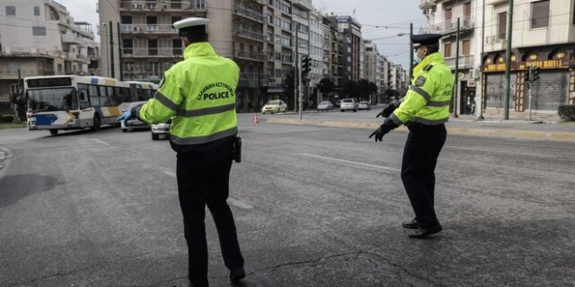 Lockdown: Οι διευκρινίσεις Χαρδαλιά για τις μετακινήσεις