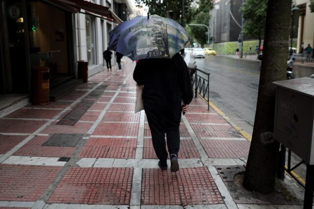 Καιρός Αθήνα: Νεφώσεις παροδικά αυξημένες με τοπικές βροχές